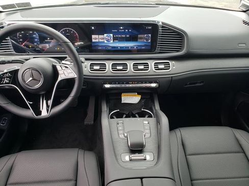 New 2025 Mercedes-Benz GLS 450 GLS 450 image 18