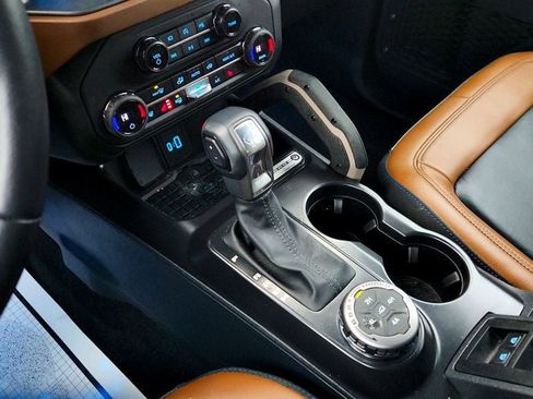 Used 2024 Ford Bronco Outer Banks w/ Sasquatch Package image 15