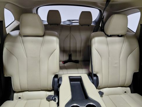 Used 2022 Acura MDX SH-AWD w/ Technology Package image 5