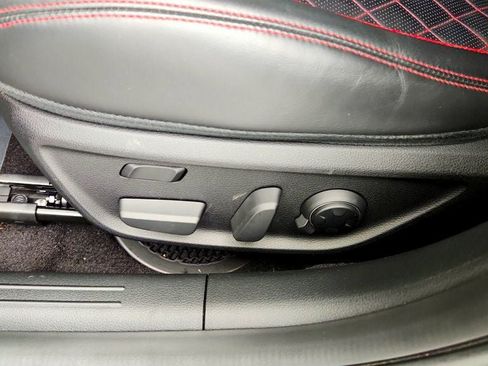 Used 2023 Genesis G70 3.3T w/ Sport Prestige Package RWD image 12