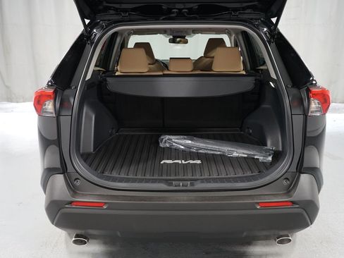 New 2025 Toyota RAV4 XLE image 33