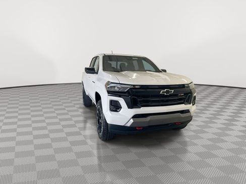 New 2026 Chevrolet Colorado Z71 w/ Technology Package AWD/4WD image 4