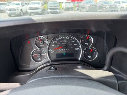 New 2025 Chevrolet Express 3500 w/ Power Convenience Package image 16