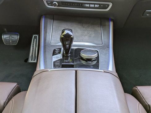 Used 2022 BMW X5 xDrive40i w/ M Sport Package image 24