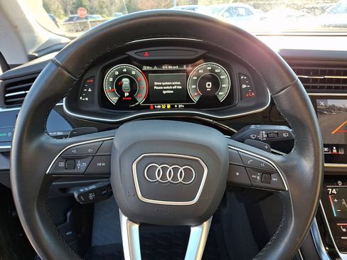 Used 2023 Audi Q8 Prestige image 22