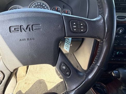 Used 2004 GMC Envoy XL SLT image 14