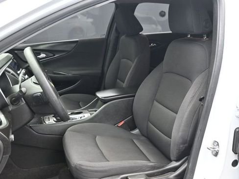 Used 2024 Chevrolet Malibu LS image 6