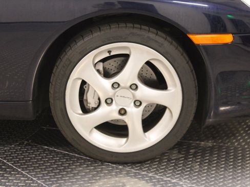 Used 2003 Porsche 911 Carrera 4 image 15