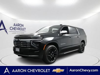 New 2026 Chevrolet Suburban Premier