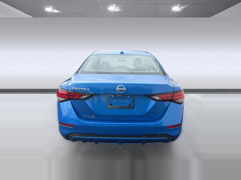 Used 2025 Nissan Sentra SV FWD image 10