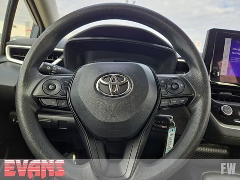 Used 2023 Toyota Corolla LE image 11