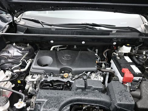 Used 2023 Toyota RAV4 XLE image 23