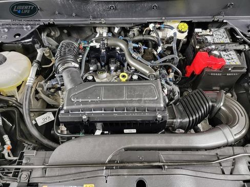 Used 2025 Ford Bronco Sport Big Bend w/ Convenience Package AWD/4WD image 35