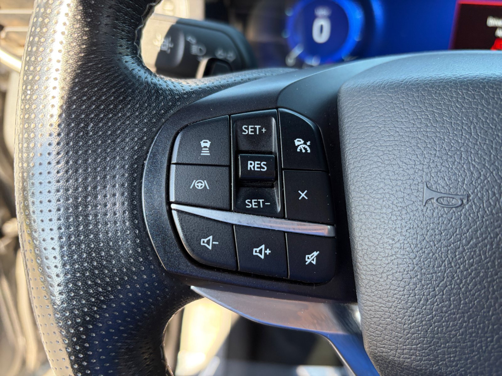 Used 2020 Ford Explorer ST w/ ST High-Performance Pack AWD/4WD image 14