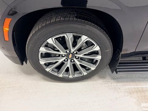 Used 2026 Chevrolet Tahoe High Country image 21