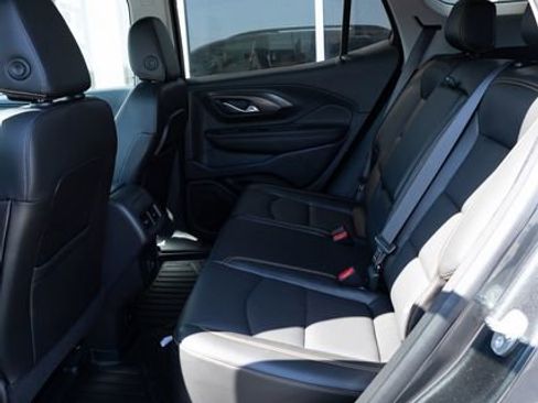 Used 2021 GMC Terrain SLT w/ Elevation Edition image 24