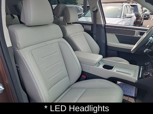 Certified 2025 Hyundai Santa Fe Calligraphy AWD/4WD image 39