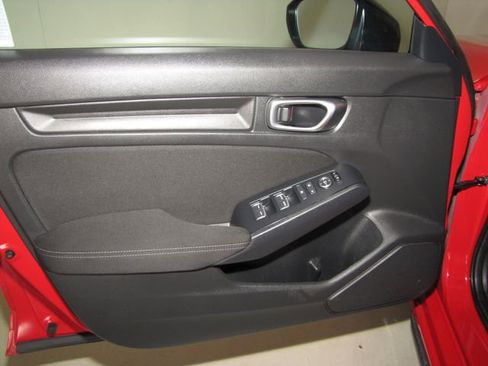 Certified 2024 Honda Civic Sport image 10