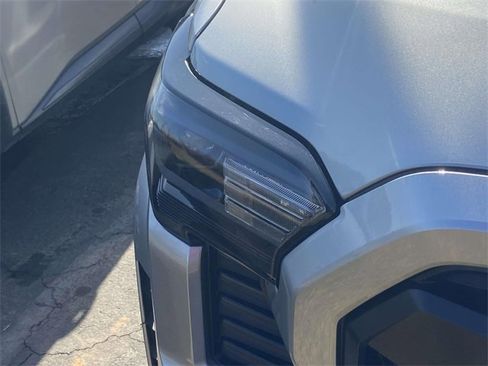 Used 2024 Toyota Tacoma TRD Sport image 10