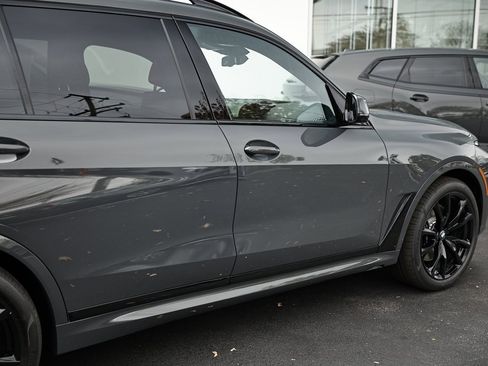 New 2026 BMW X7 xDrive40i w/ M Sport Package image 7