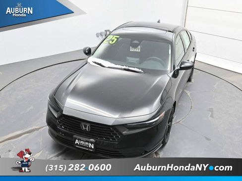 New 2025 Honda Accord SE image 25