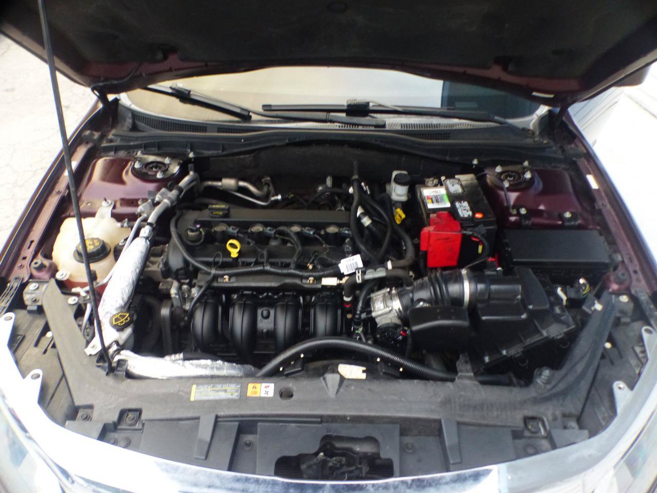 Used 2012 Ford Fusion SEL FWD image 25
