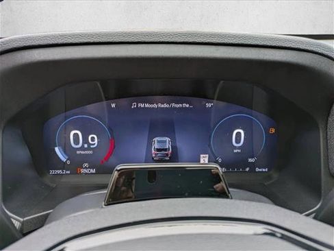 Used 2025 Ford Explorer ST image 9