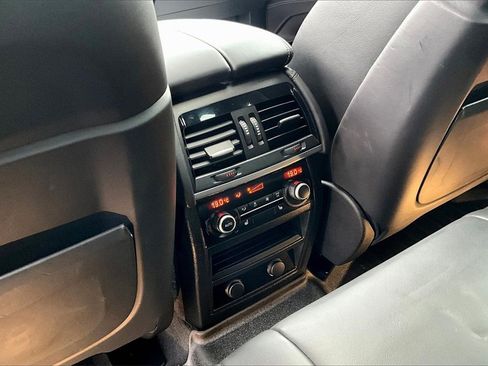 Used 2018 BMW X6 M image 10