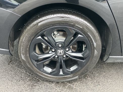 Used 2025 Honda Accord SE image 13