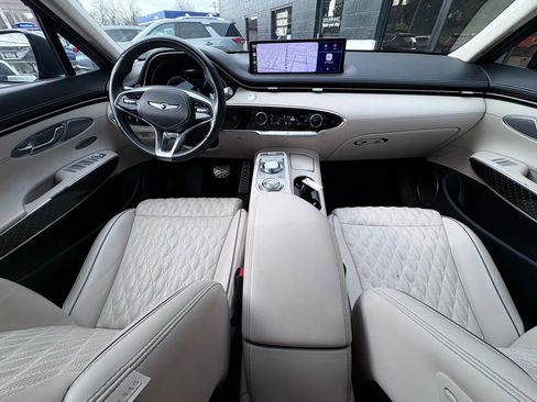 Used 2022 Genesis GV70 3.5T Sport w/ Sport Prestige Package image 22