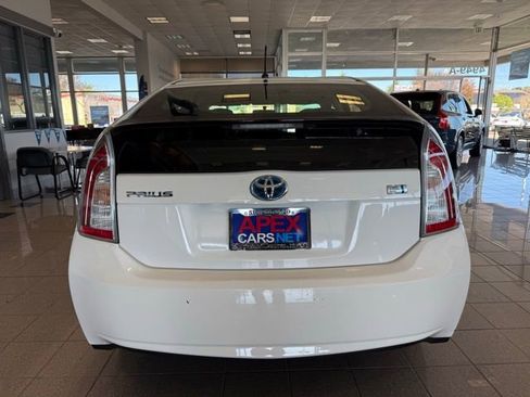 Used 2013 Toyota Prius Two image 4