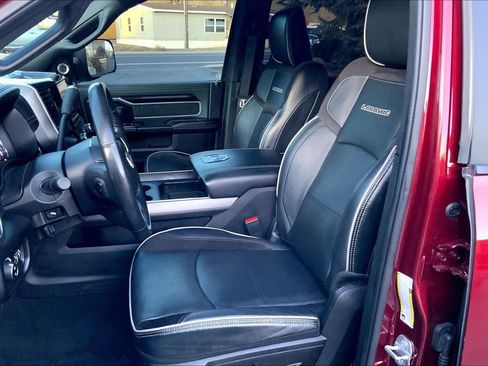 Used 2022 RAM 2500 Laramie image 25