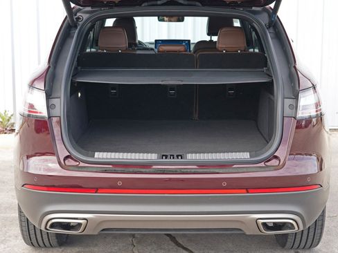 Used 2022 Lincoln Nautilus Reserve image 9