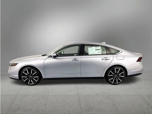 New 2026 Honda Accord Touring image 2