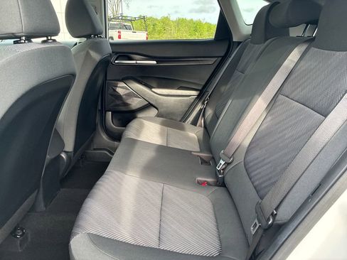 Used 2023 Kia Seltos LX AWD/4WD image 15