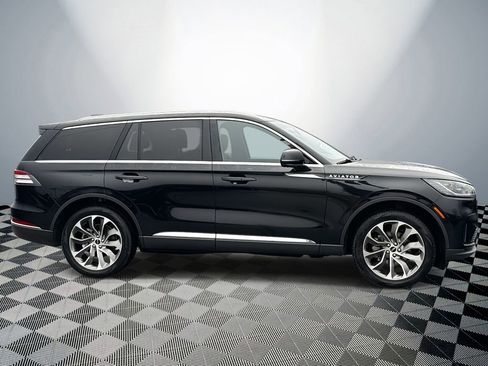 Used 2025 Lincoln Aviator Reserve w/ Illumination Package AWD/4WD image 6