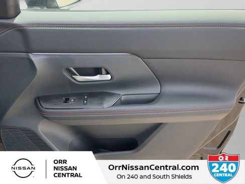 New 2026 Nissan Kicks SR FWD image 10