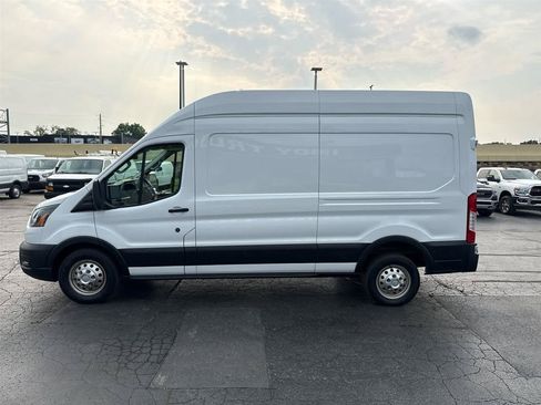 Used 2023 Ford Transit 250 148 High Roof AWD w/ Load Area Protection Package image 5