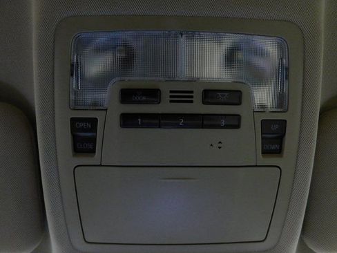 Used 2014 Toyota Highlander XLE image 33