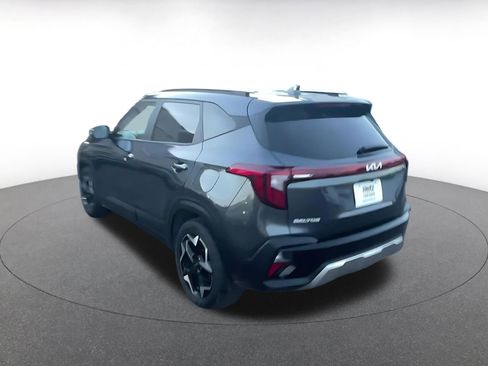 Used 2025 Kia Seltos S image 11