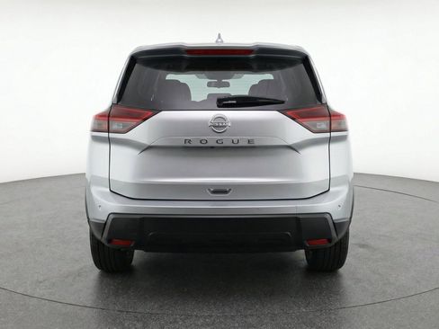 Used 2025 Nissan Rogue SV FWD image 7