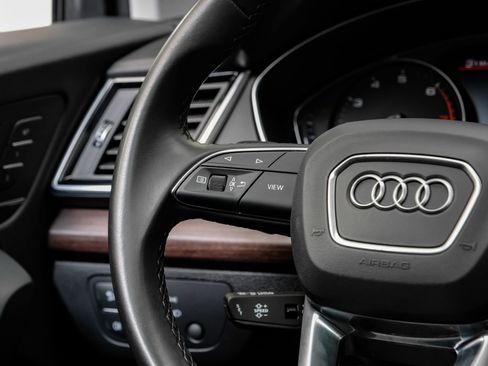 Used 2023 Audi Q5 2.0T Premium w/ Convenience Package AWD/4WD image 21
