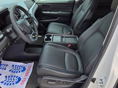 Used 2025 Honda Odyssey EX-L image 13