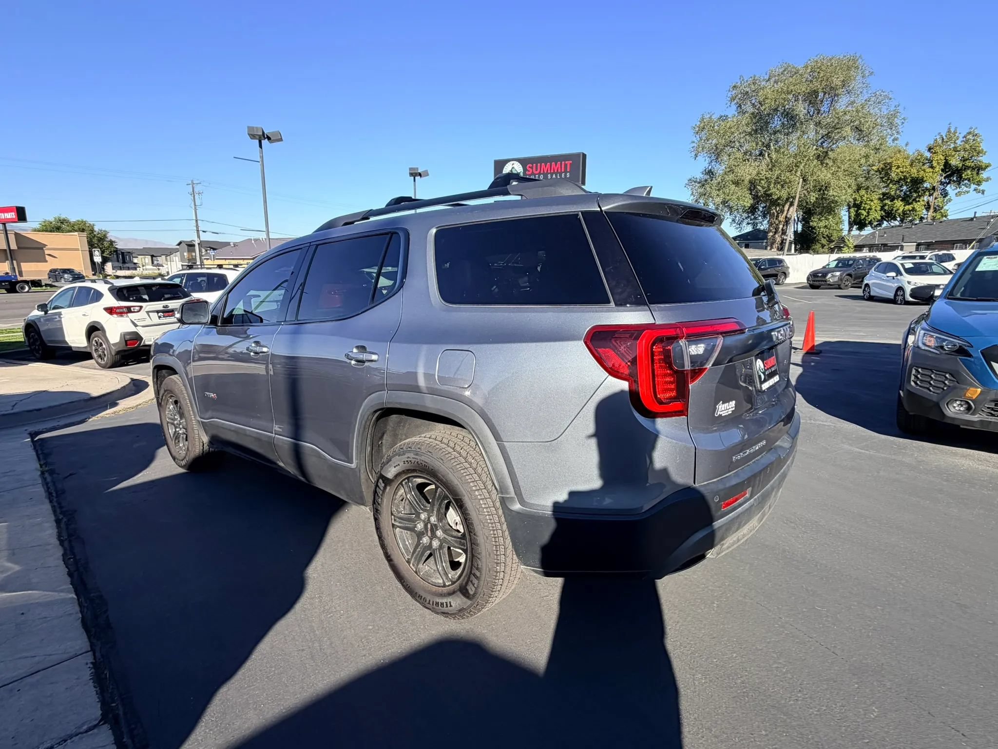 Used 2021 GMC Acadia AT4 w/ Trailering Package AWD/4WD image 5