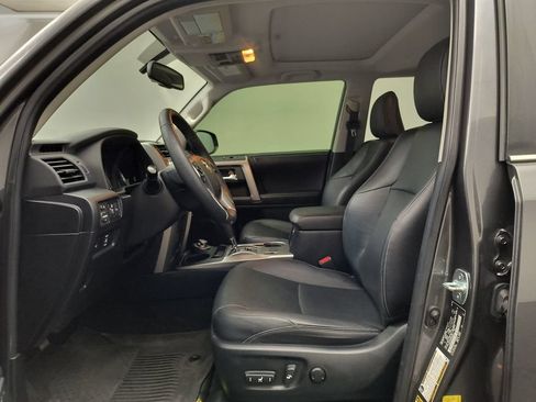 Used 2019 Toyota 4Runner Limited AWD/4WD image 5