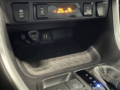 Used 2025 Toyota RAV4 XLE Premium w/ Weather Package AWD/4WD image 26