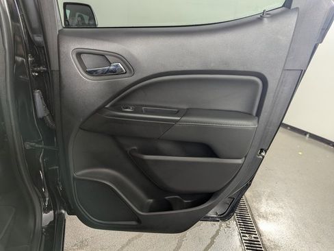 Used 2022 GMC Canyon Elevation image 18