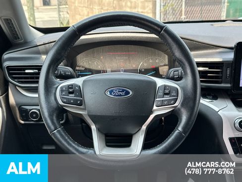 Used 2023 Ford Explorer XLT w/ Equipment Group 202A RWD image 30