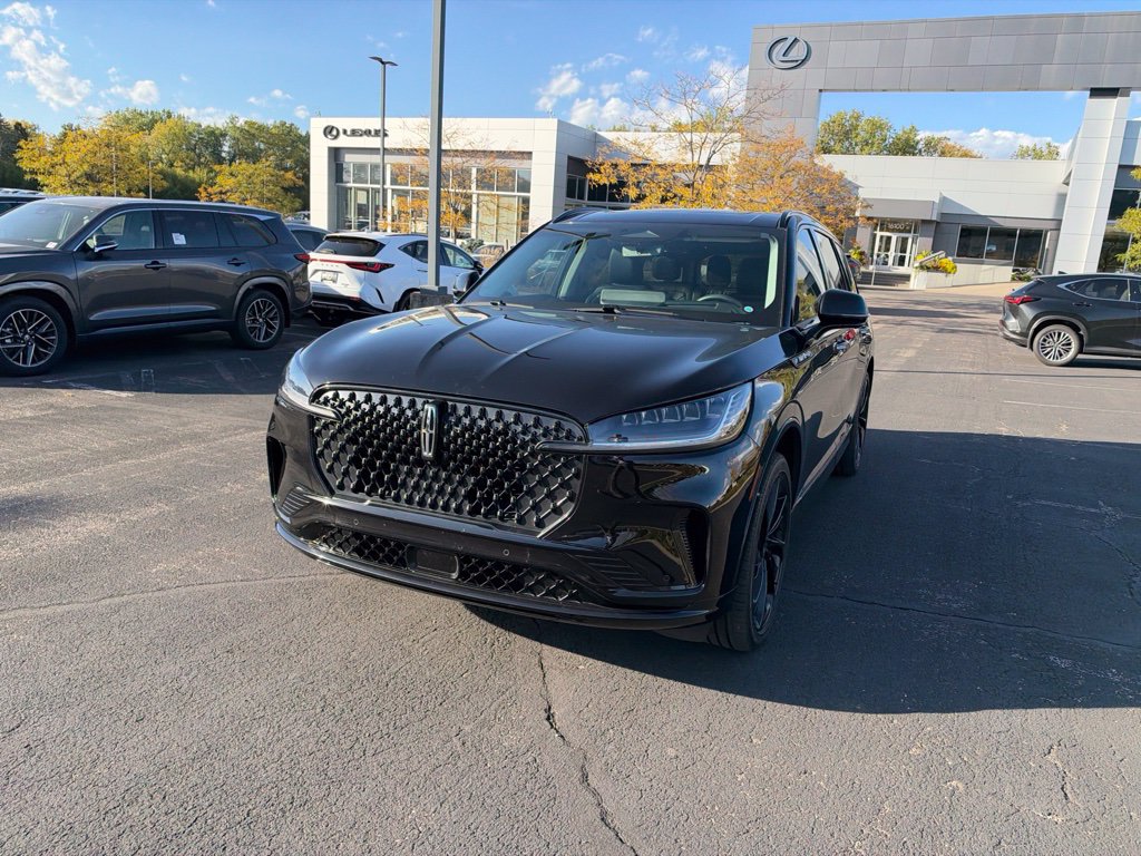 Used 2025 Lincoln Aviator Reserve w/ Jet Appearance Package AWD/4WD image 11