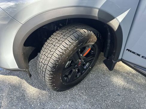 New 2026 Nissan Rogue SV AWD/4WD image 32